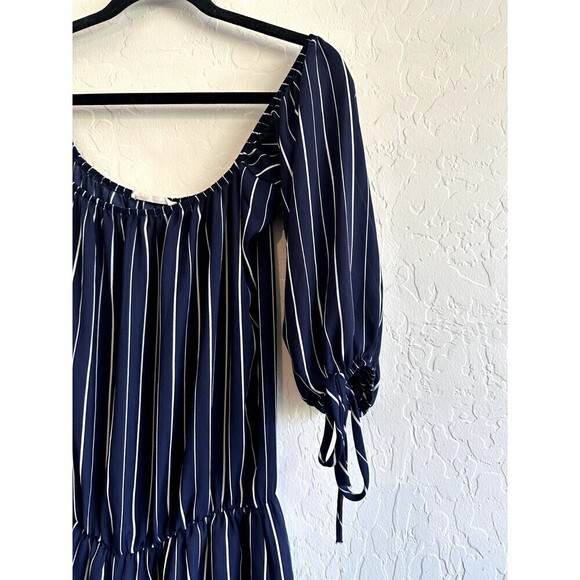 Honey Punch Navy Nautical Romper Woman's Size M Shorts Summer Beachy - Picture 8 of 16